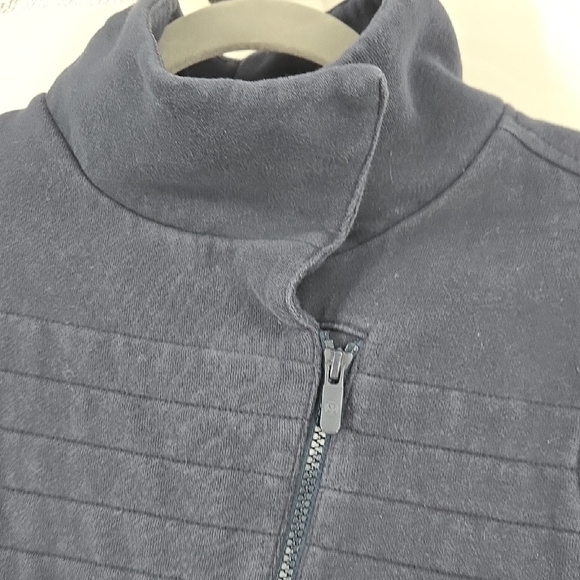 Lululemon Women's Black Jacket - Picture 5 of 12